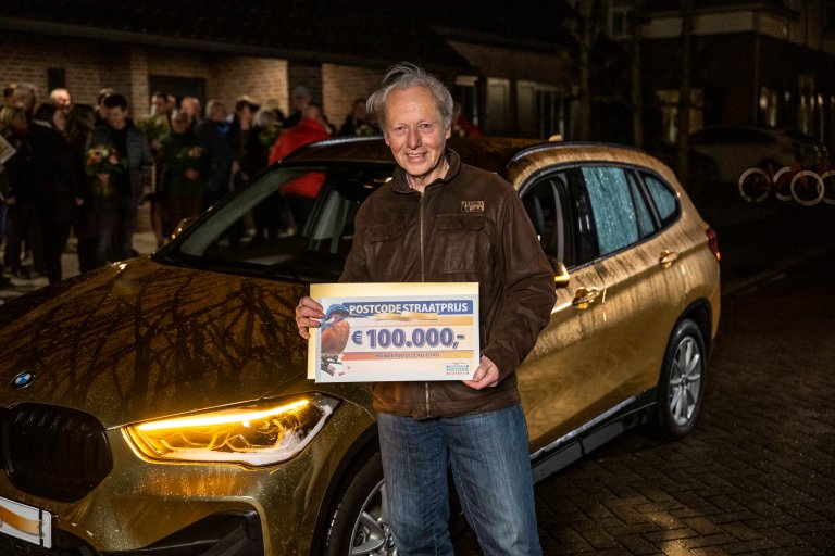 Hans wint 100.000 euro en een BMW.jpg