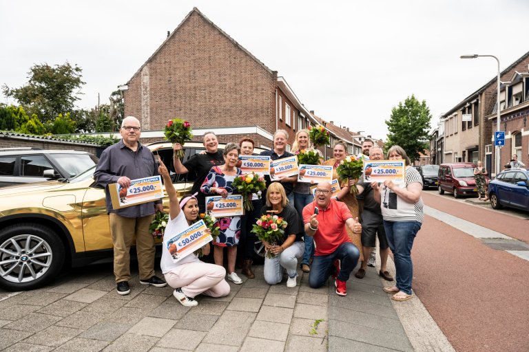 Winnaars van de PostcodeStraatprijs uit Tilburg.jpg