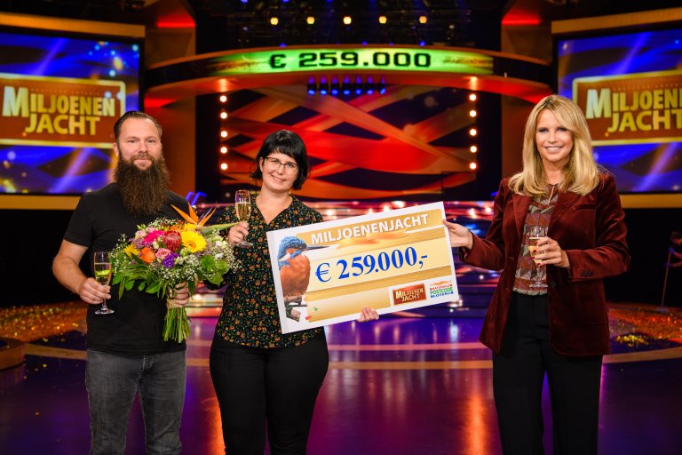 annemiekeuitmiddelharniswint259.000eurobijtv-showmiljoenenjacht..jpg