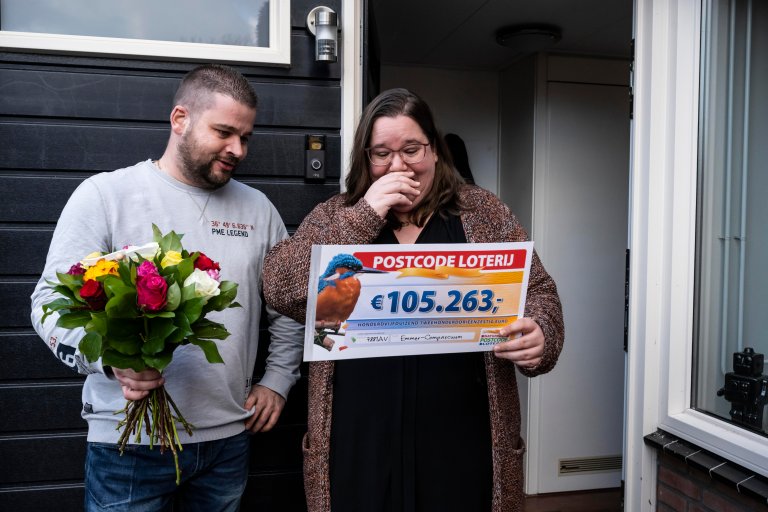 chrisennickywinnen105.263eurobijdepostcodeloterij.jpg