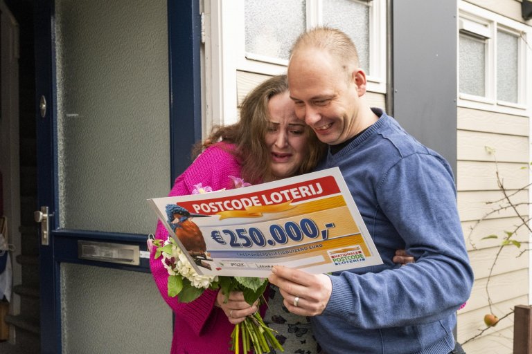 1920_martenenmariellewinnen250.000eurobijdepostcodeloterij.jpg